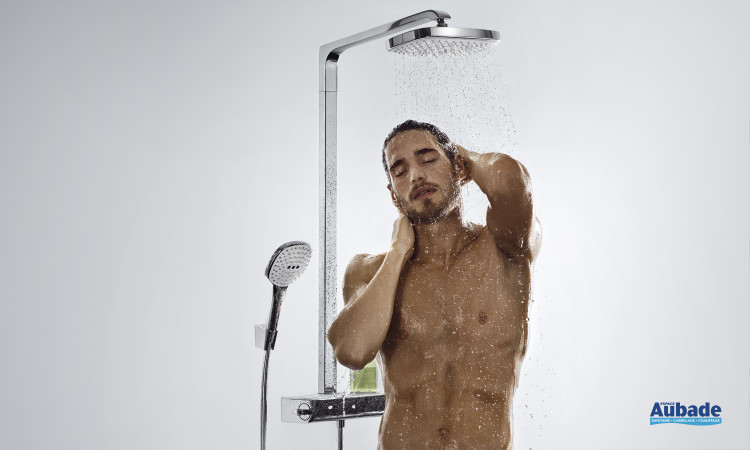 Colonne de douche Showerpipe Raindance Select E 300 de Hansgrohe au design original