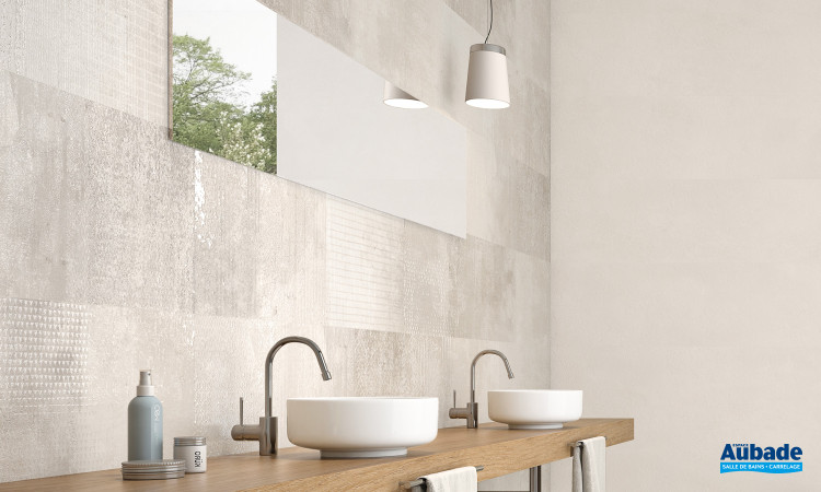 Collection Neutral par Ibero en coloris White et décor White