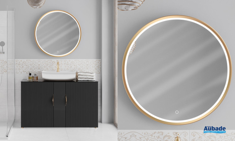 Zoom sur le Miroir rond Stellar de chez Pradel avec cadre aluminium doré mat incurvé