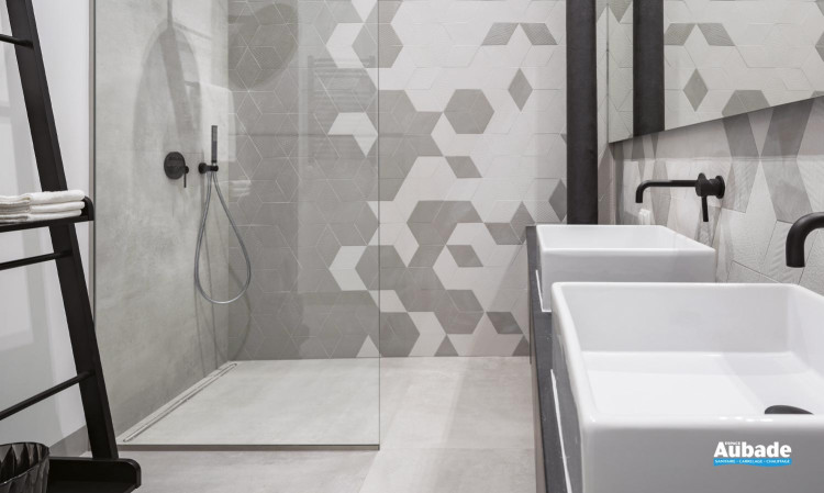 SCHLÜTER®-KERDI-LINE : UNE GAMME COMPLÈTE DE CANIVEAUX