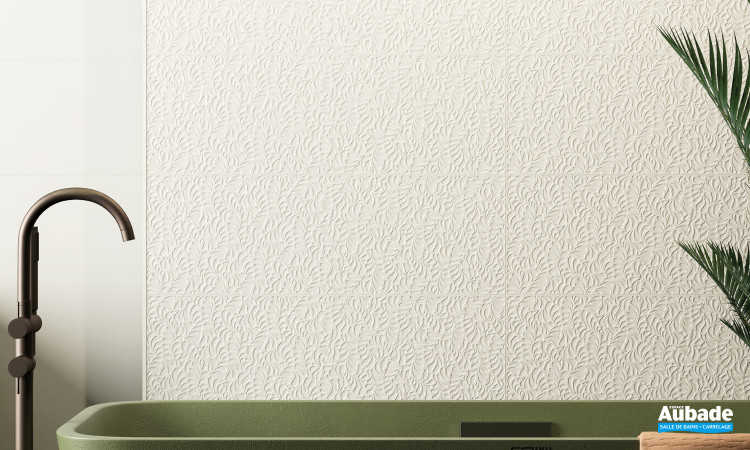 Collection Irida par Pamesa décor White