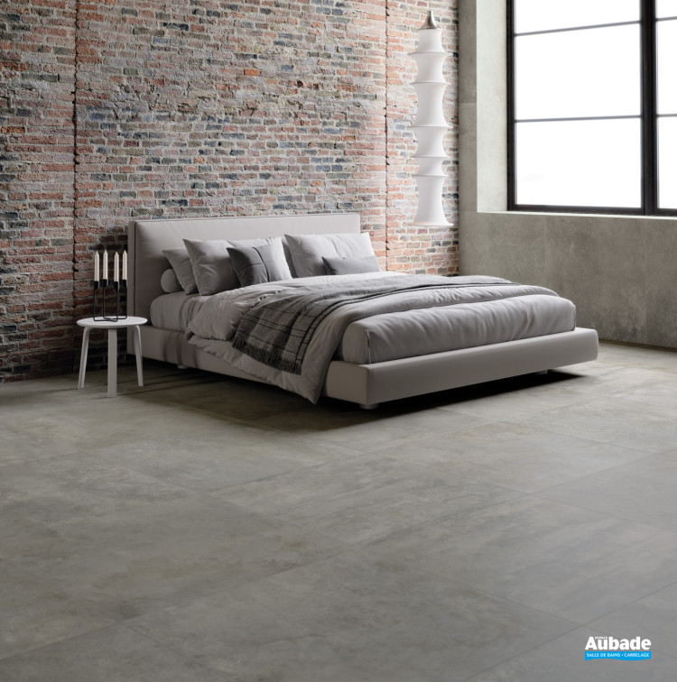 Carrelage Fabrika par Provenza format 100 x 100 cm en coloris Dark Grey
