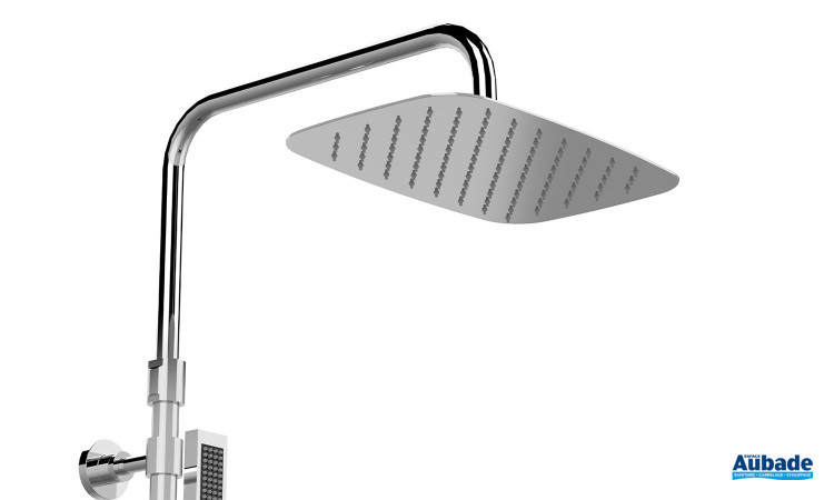 Colonne de douche thermostatique avec zoom sur la tête de douche