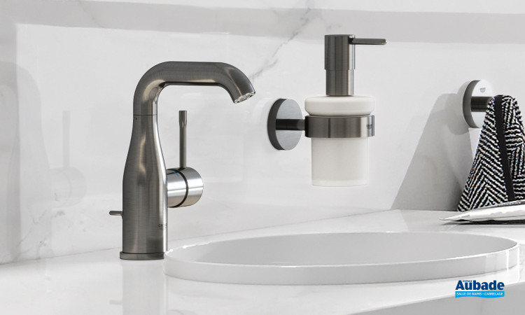 Mitigeur lavabo taille M Essence Hard Graphite brossé de Grohe