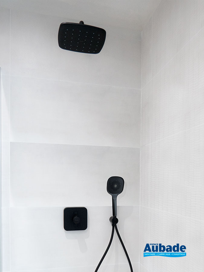 Derby Style Black Line Pack encastré douche de Vigour Espace Aubade