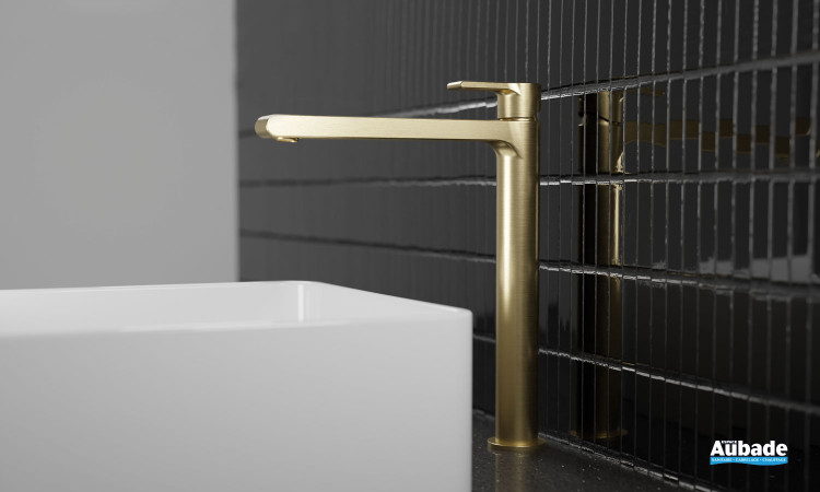 mitigeur lavabo haut Delta coloris or de Cristina