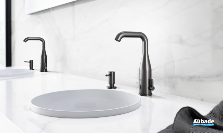 Mitigeur lavabo infrarouge Essence de Grohe