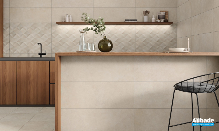 Collection Pursue par STN Ceramica en coloris Pearl et décor Cold