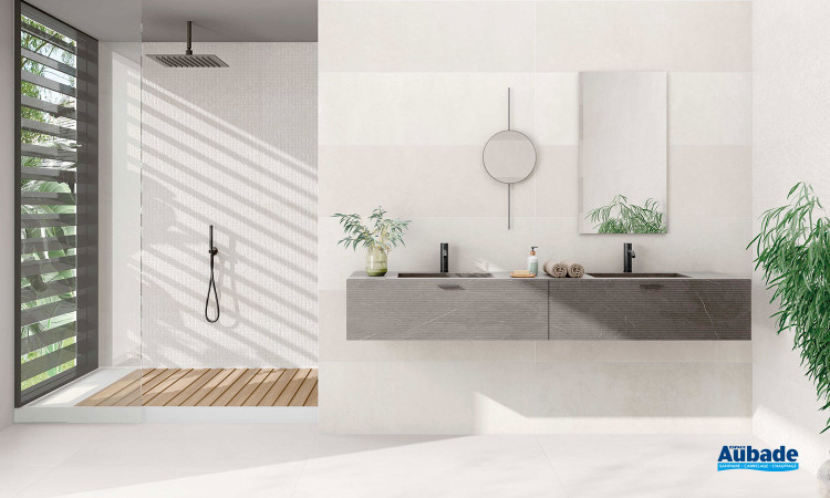 Collection Lema wall par Tau Ceramica en coloris White et Pearl et décor RLV White