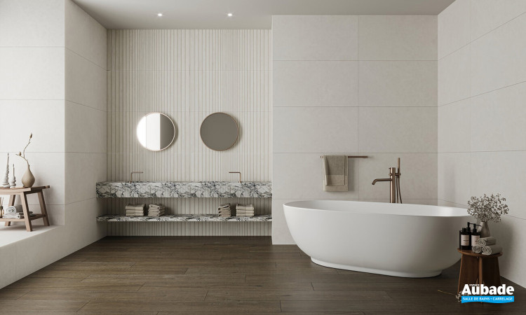Collection Route par Tau Ceramica en coloris White et décor Main White