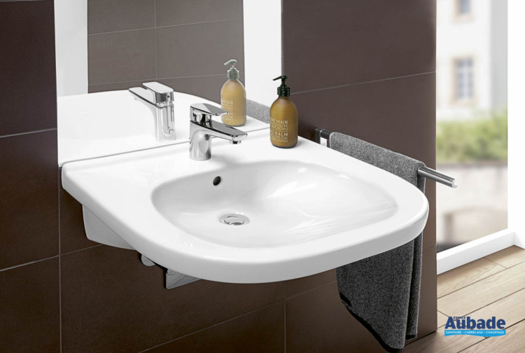 Lavabo PMR ViCare de Villeroy et Boch