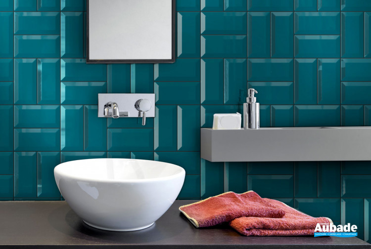 Collection Metro par Cesi Ceramica en coloris Petrolio