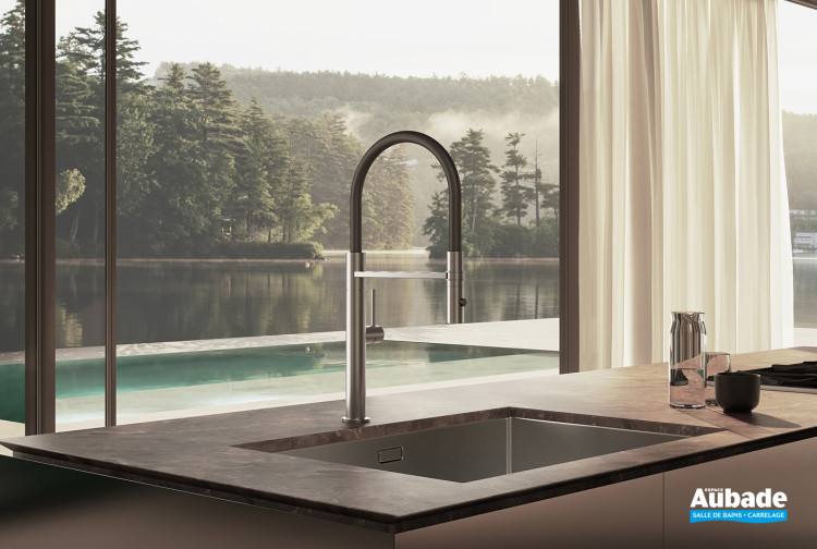 Mitigeur évier Cucina avec douchette 2 jets - Finition Inox 316 brossé.