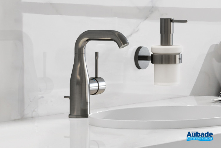 Mitigeur lavabo taille M Essence Hard Graphite brossé de Grohe