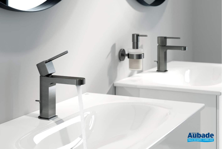 Mitigeur lavabo Plus taille S finition Hard Graphite Brossé de Grohe