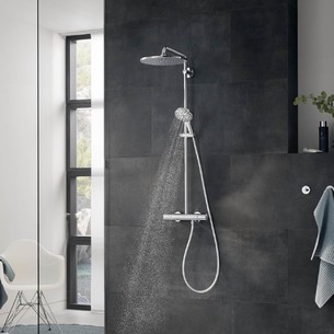 Colonne de douche chromée RainShower Smartactive de Grohe