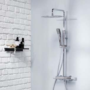 Colonne de douche thermostatique Rivoli de Jacob Delafon