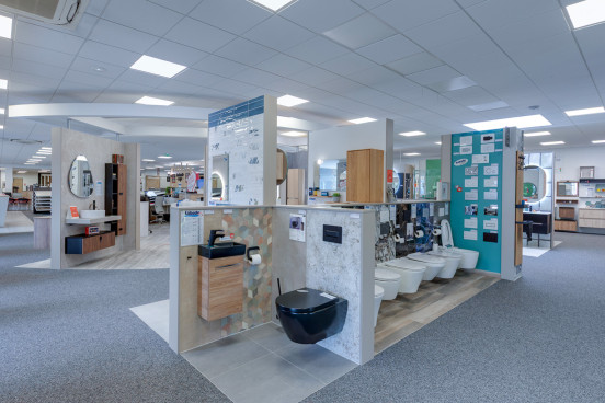 Toilettes suspendues et lave-mains