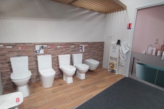 Toilettes et toilettes suspendus
