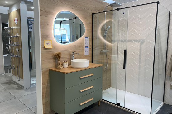 Meuble de salle de bain 3 tiroirs et douche