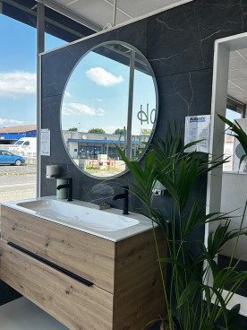Meuble de salle de bains suspendu chêne et miroir rond