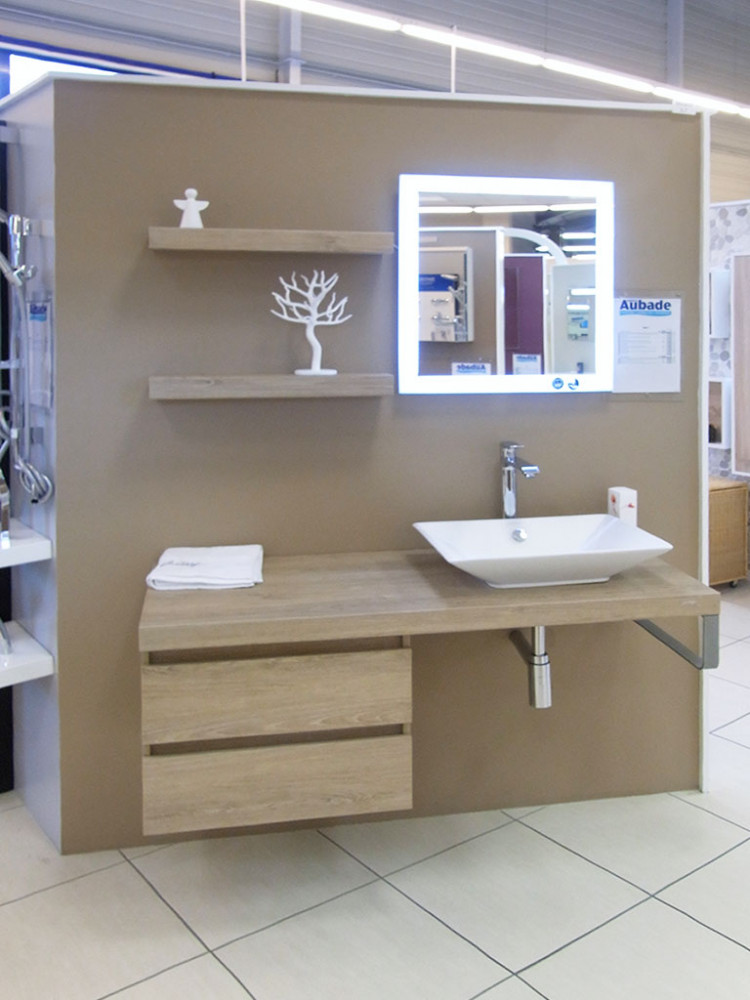 Magasin Comptoir des Fers à Nevers (58) 01