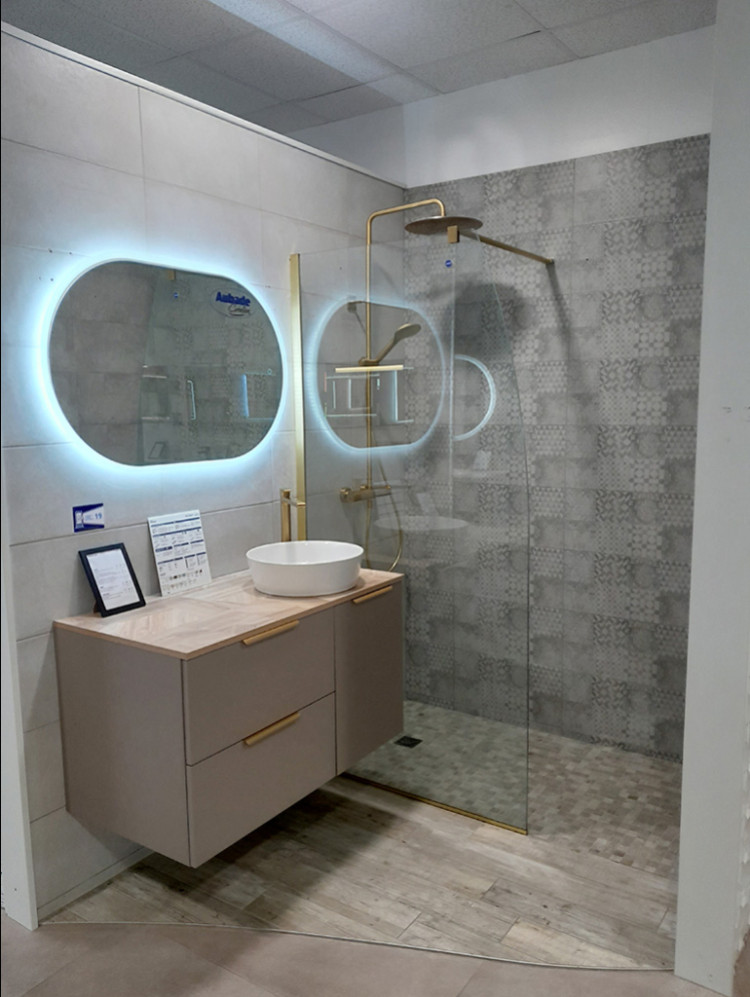 magasin de salle de bain la roche sur yon