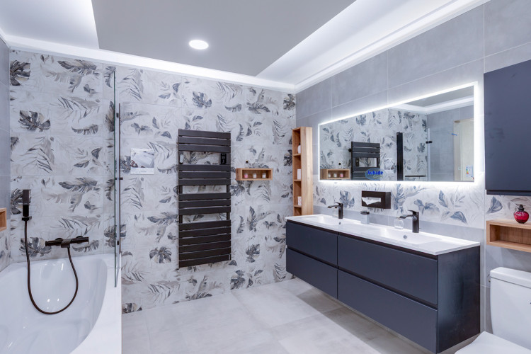 Meuble double vasque avec baignoire et sèche serviette