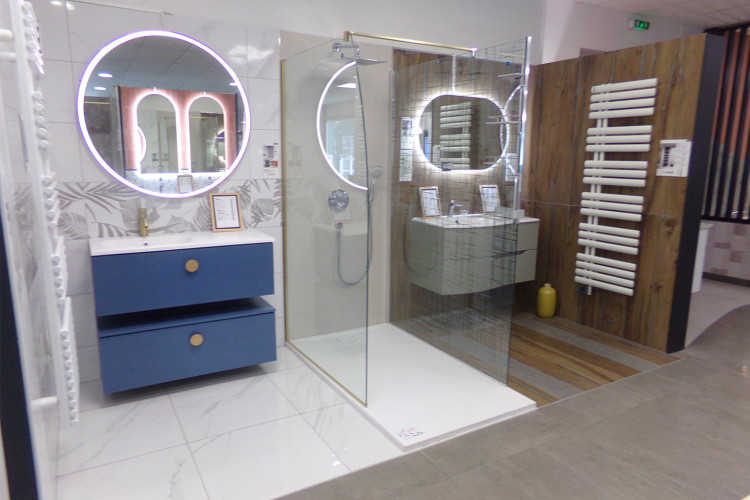 Meubles de salle de bain avec sèche serviette