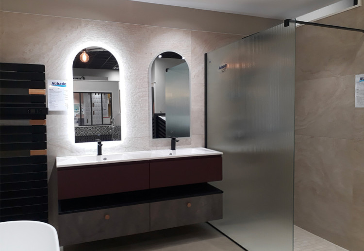 Meuble double vasque avec douche 