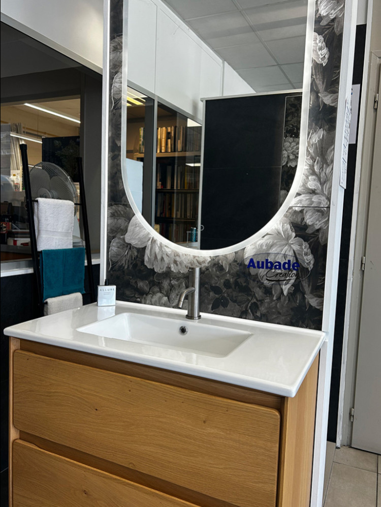 Meuble avec miroir LED