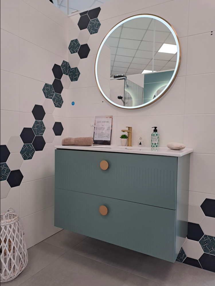 Meuble de salle de bain avec miroir LED