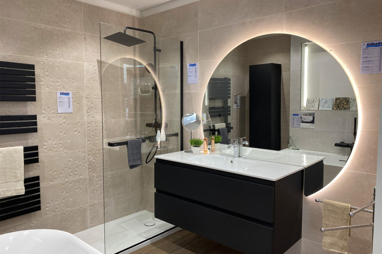 Meuble de salle de bain 2 tiroirs et douche à l'italienne