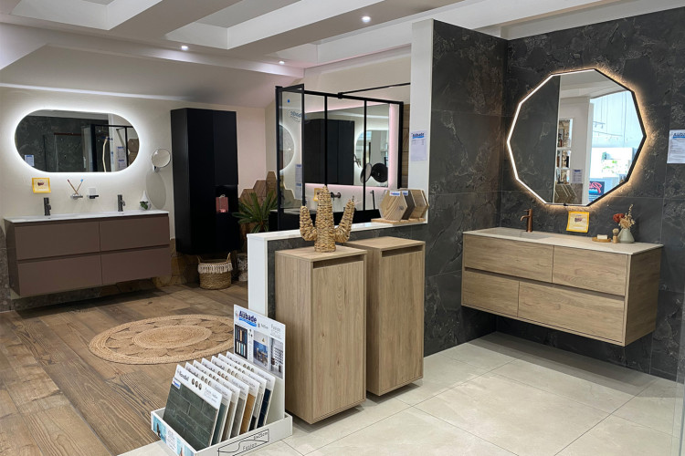 Meuble suspendu avec 2 colonne de rangements