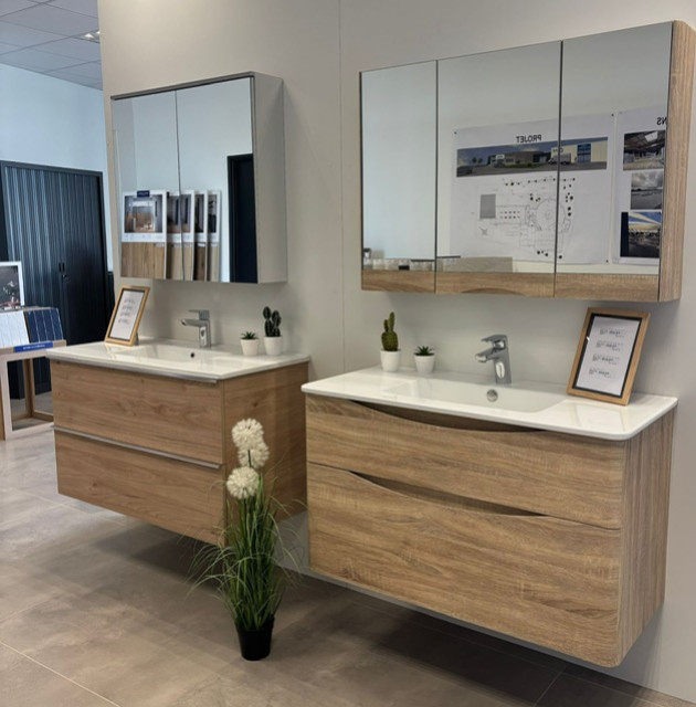 Meuble de salle de bain avec armoire de toilette