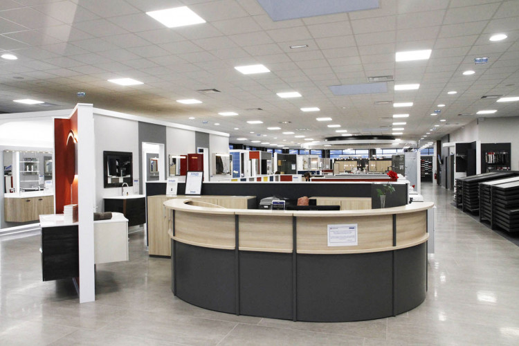 Magasin Comptoir des Fers à Lons-le-Saunier - Perrigny (39) 01