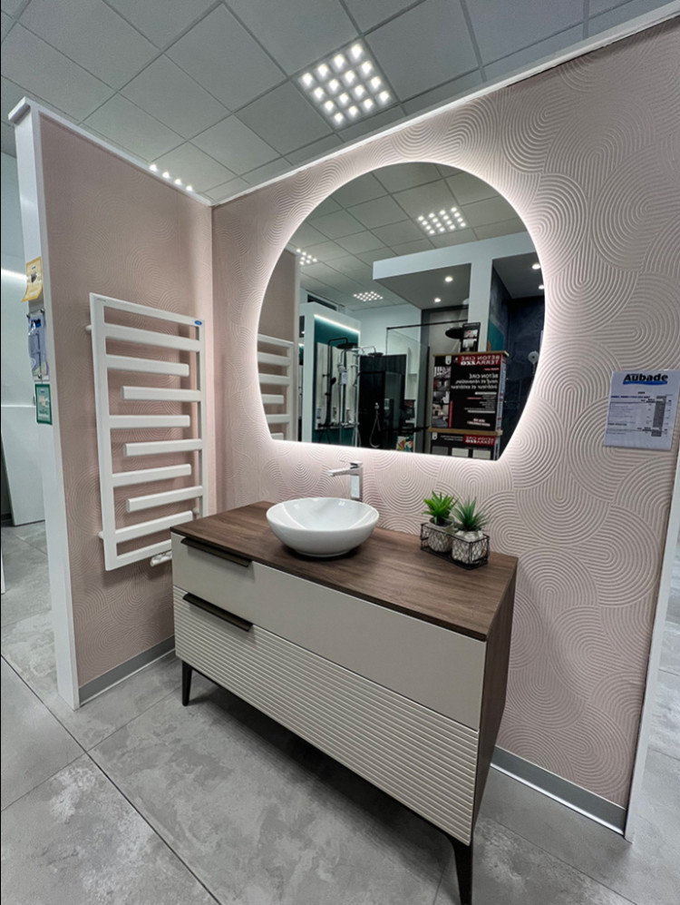 Meuble de salle de bains Forméa sur pieds