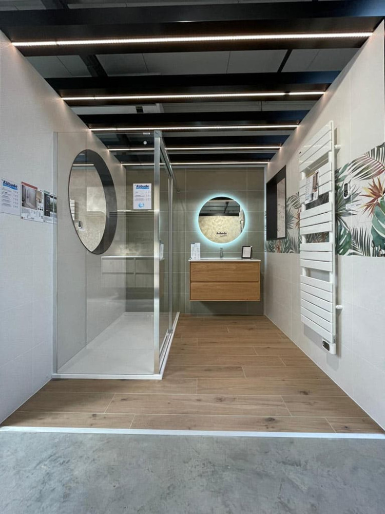 Magasin salle de bains Moy Eurocaro La Rochelle (17) magasin-moy-la-rochelle-202306-22